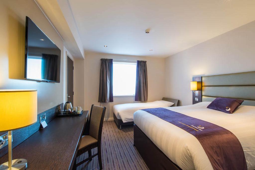 Premier Inn London Elstree / Богемвуд Номер фото