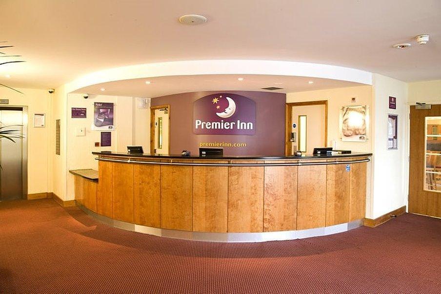 Premier Inn London Elstree / Богемвуд Экстерьер фото